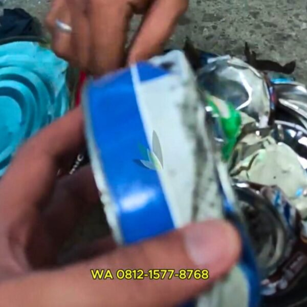 Flattened Cans Produced by Can Press Machine Automatic Can Press Machine