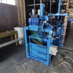 Mesin Press Kaleng Hidrolik Madani